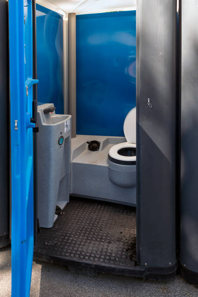 Professional porta potty rental in Clarksville, TX