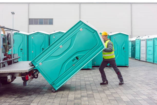Best Porta potty delivery and setup  in Clarksville, TX